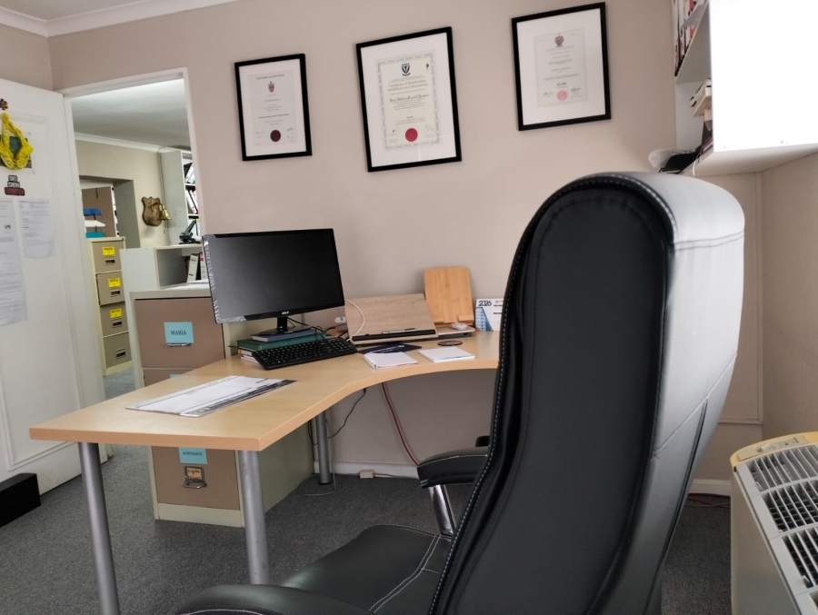 To Let Commercial Property for Rent in Durbanville Western Cape